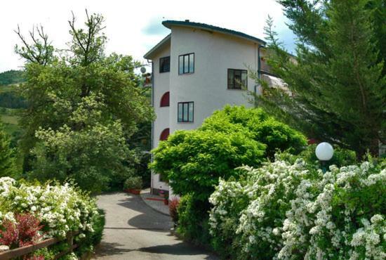 Hotel Il Volturino Calvello Экстерьер фото